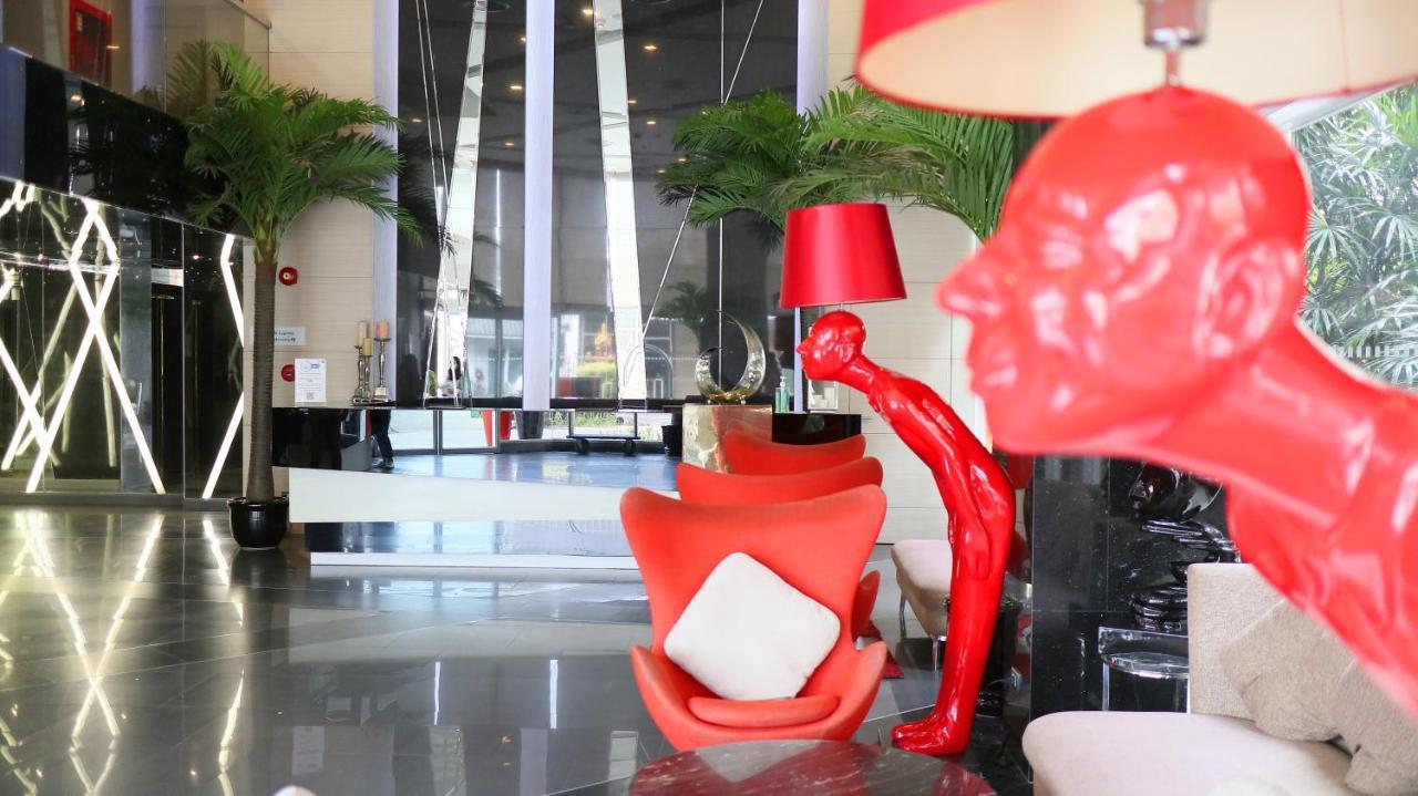 De Mandarin Nova Express Hotel Pattaya Buitenkant foto