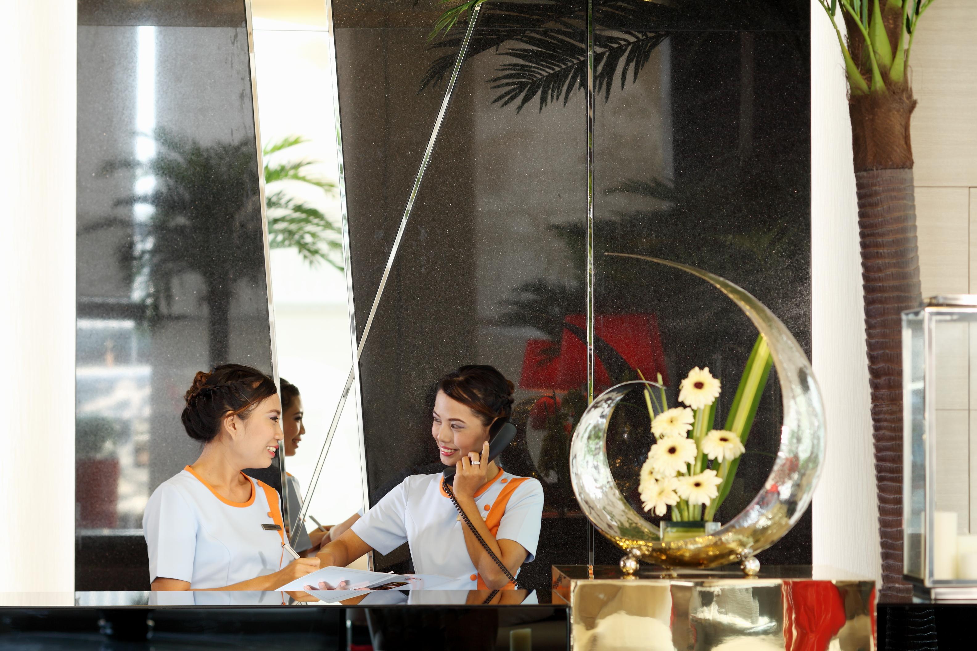 De Mandarin Nova Express Hotel Pattaya Buitenkant foto