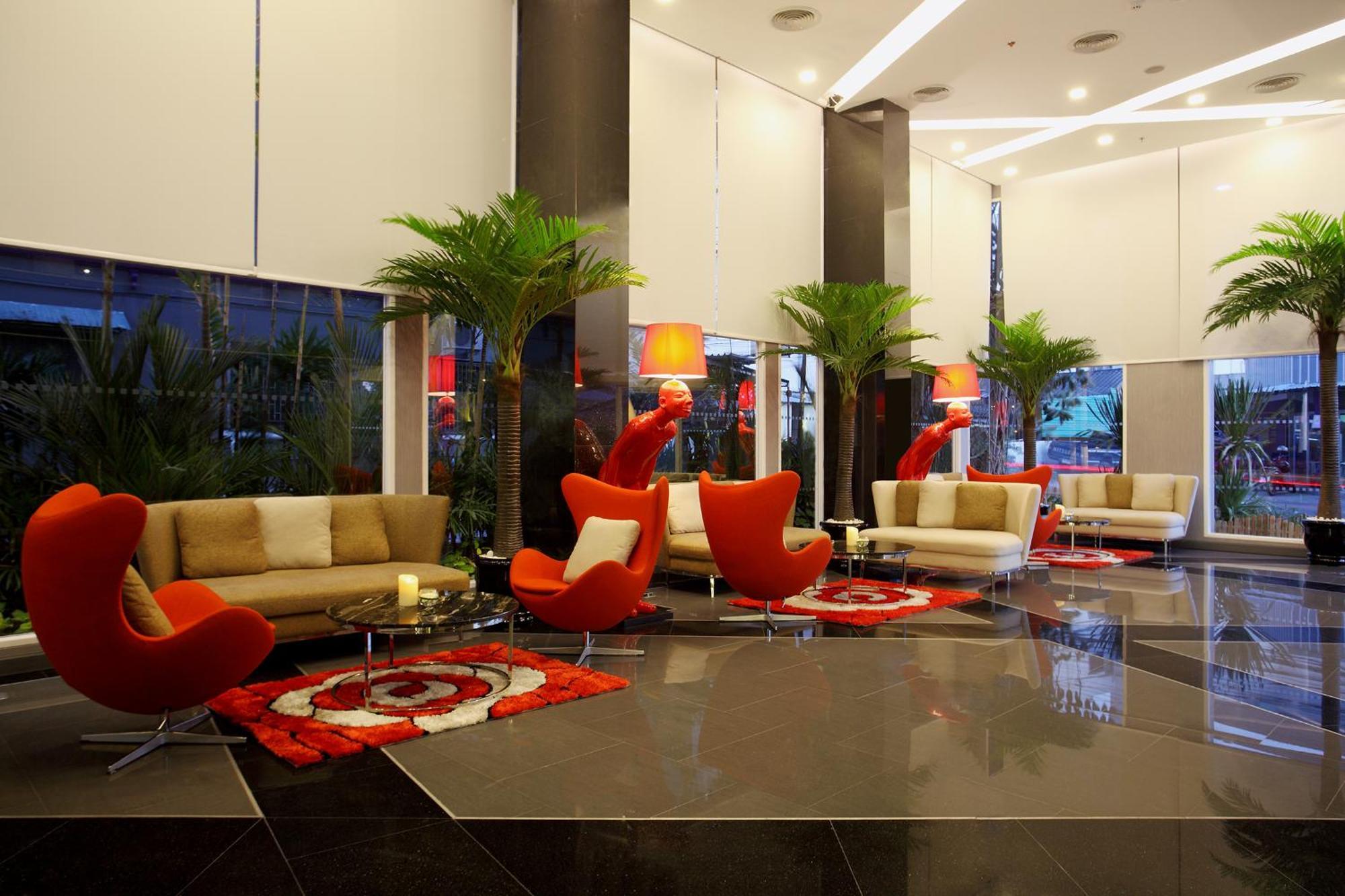 De Mandarin Nova Express Hotel Pattaya Buitenkant foto