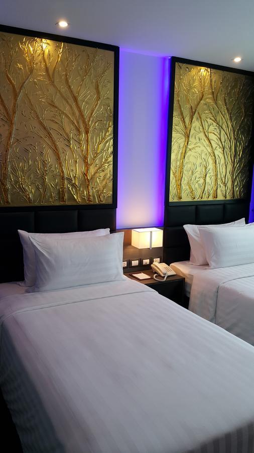 De Mandarin Nova Express Hotel Pattaya Buitenkant foto